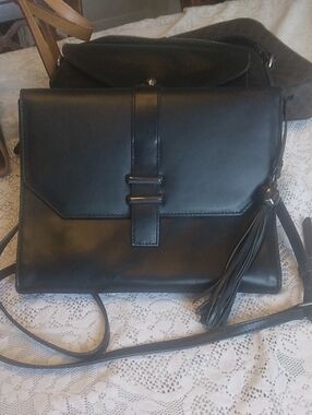 DOLCE VITA Black Women Leather Handbag with Gunmetal Plaque